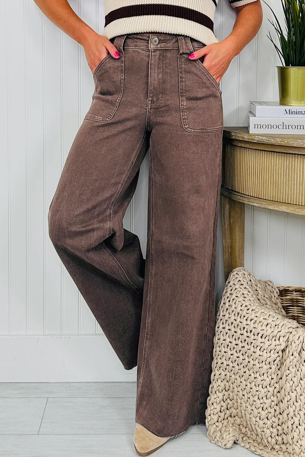 Elora Washed Patch Loose Jeans
