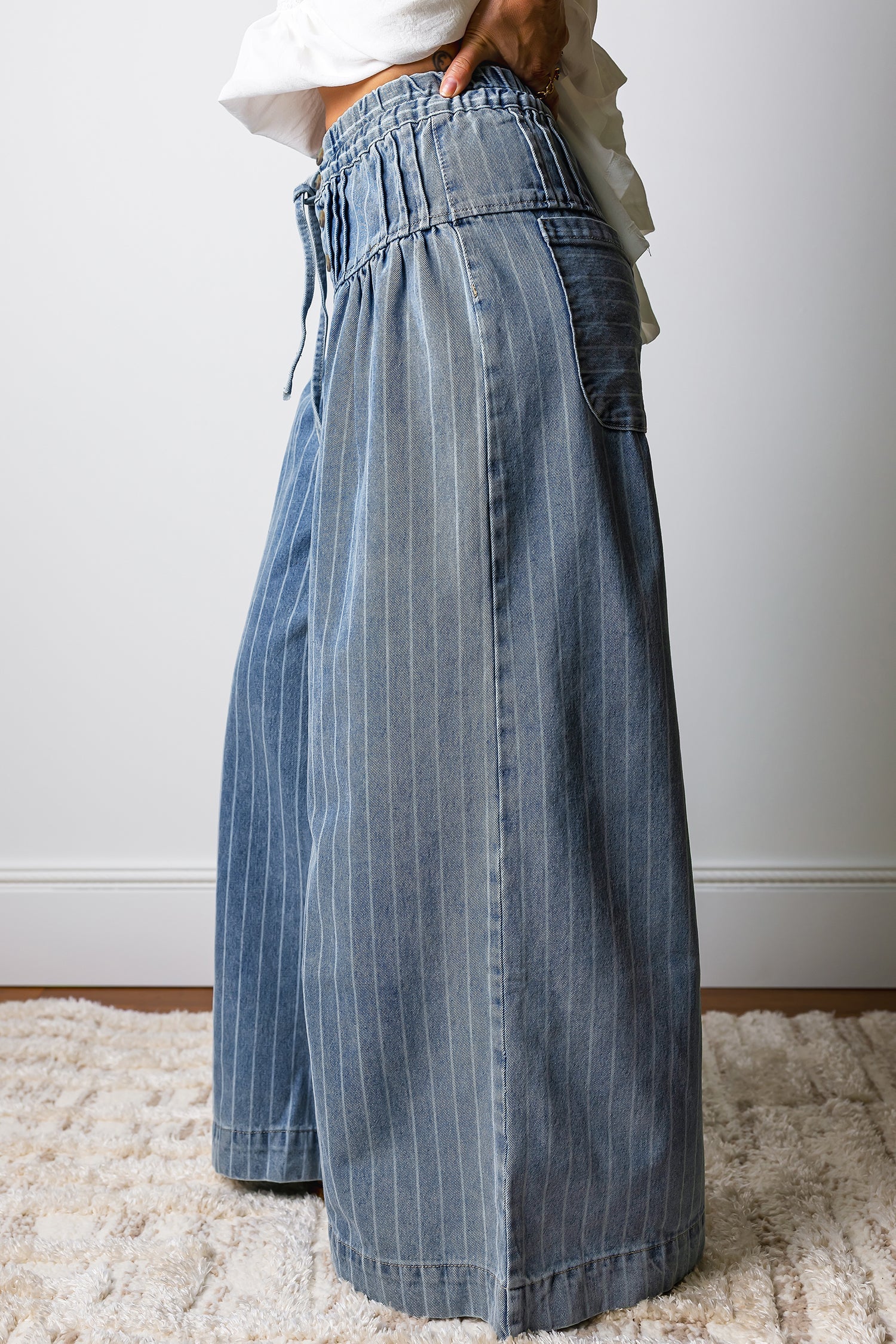 Sutton Casual Wide Leg Jeans