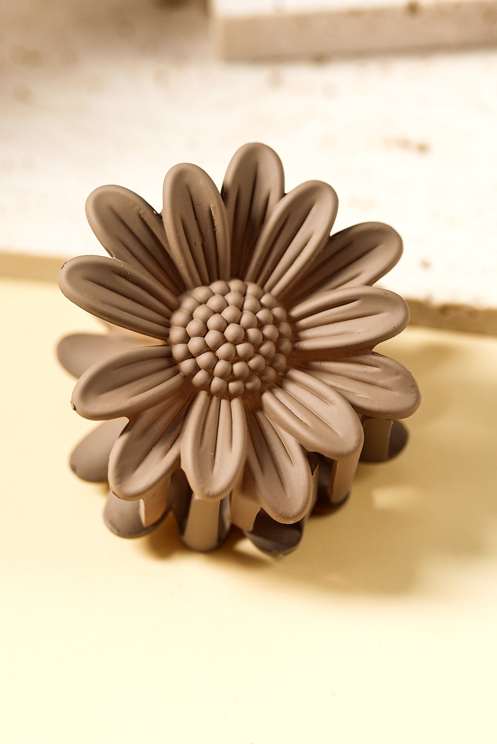 Small Boho Daisy Flower Hair Claw Clip