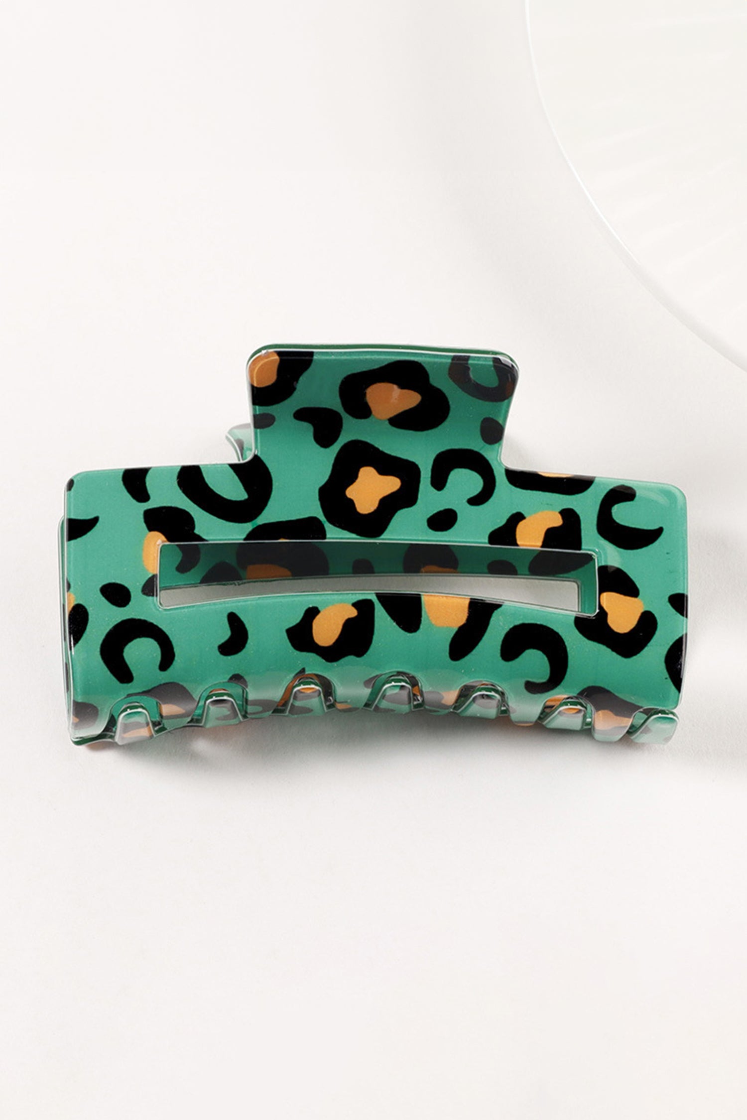 Millie Plastic Hair Claw Clip